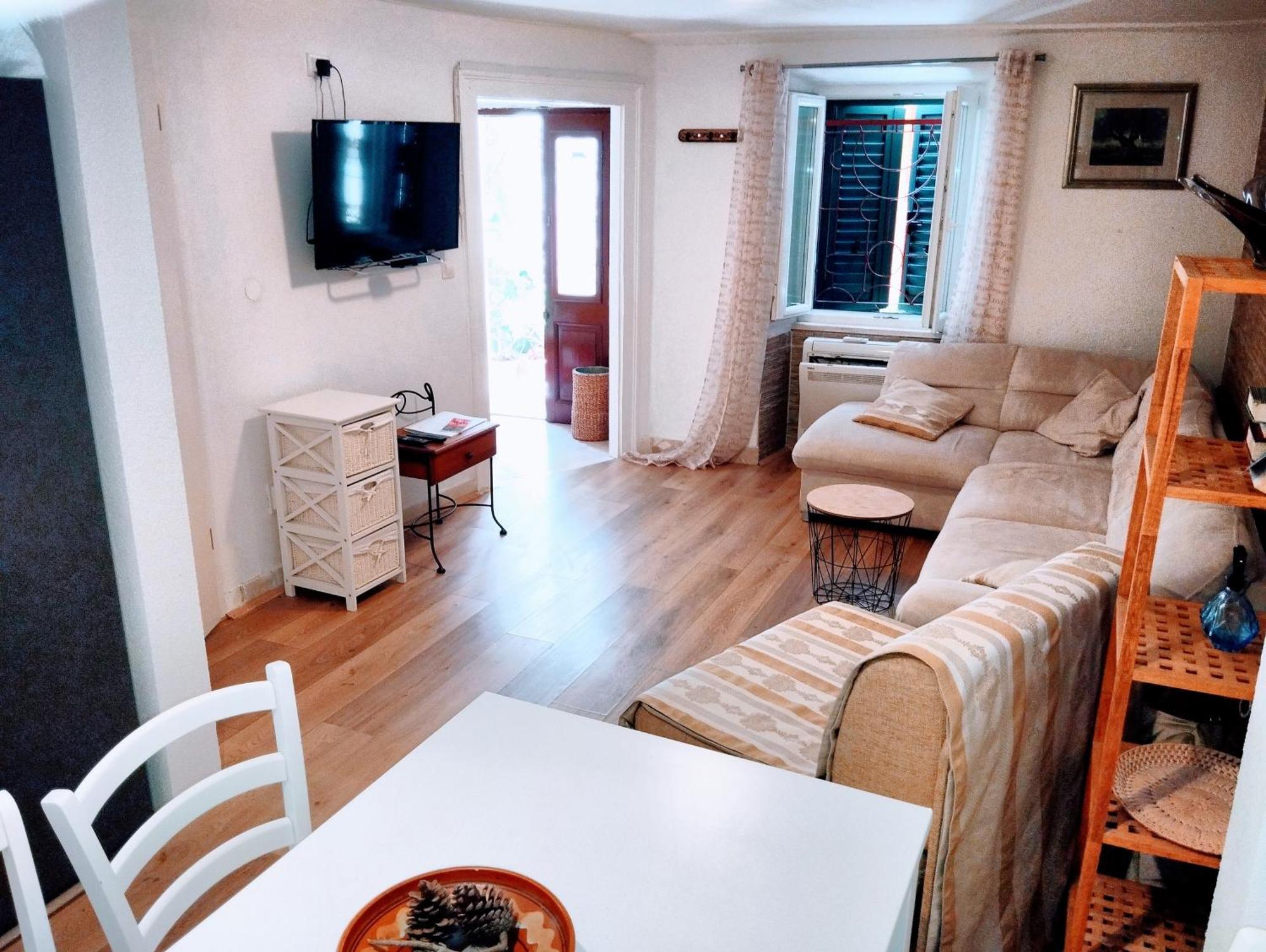 Old Town E Apartments ดูบรอฟนิก ภายนอก รูปภาพ